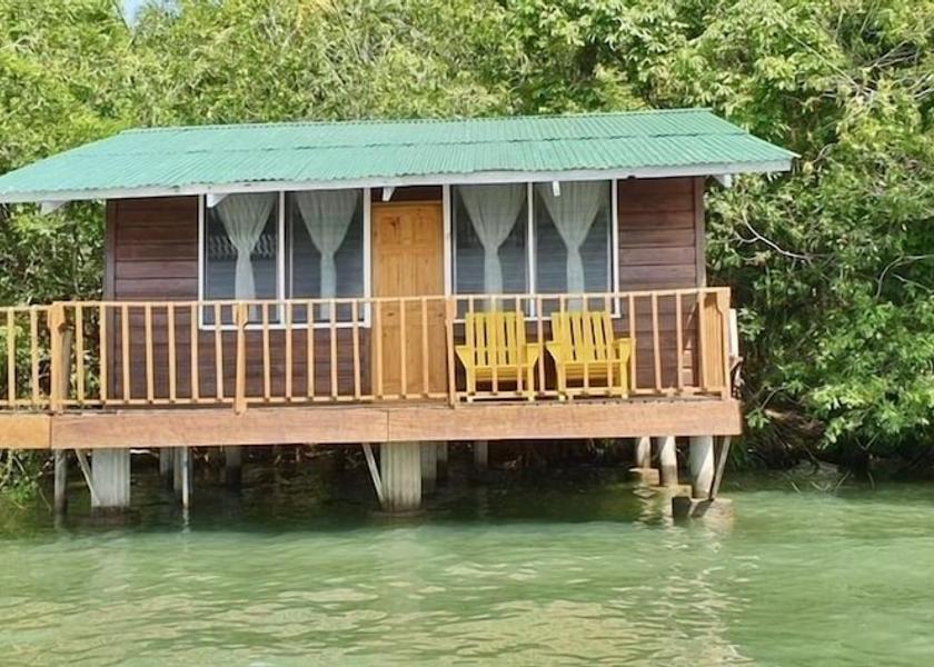 Izabal (department) Rio Dulce Exterior Detail