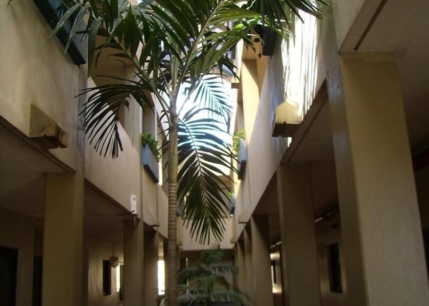  Tamuning Courtyard