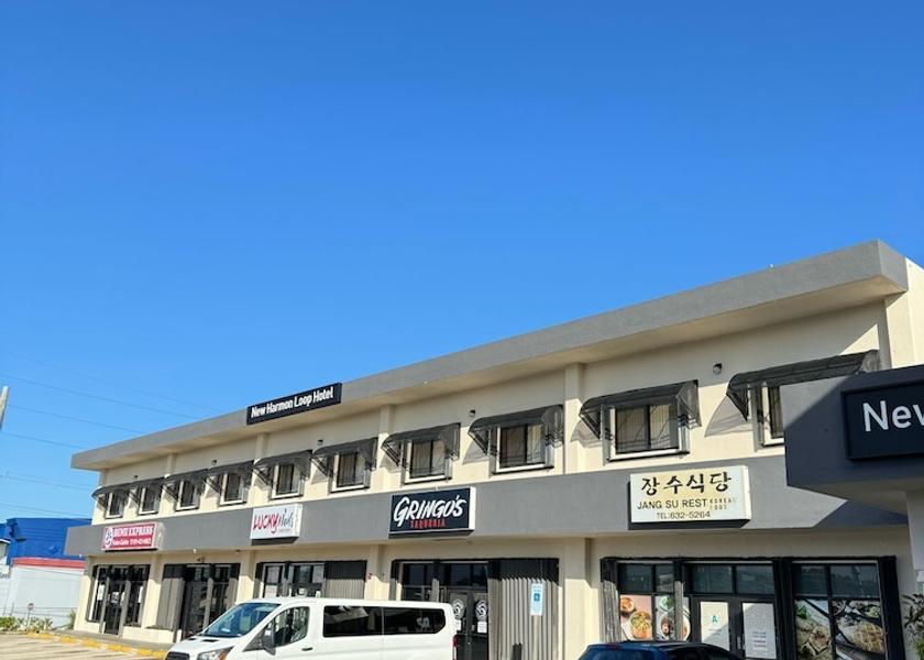  Dededo Exterior Detail