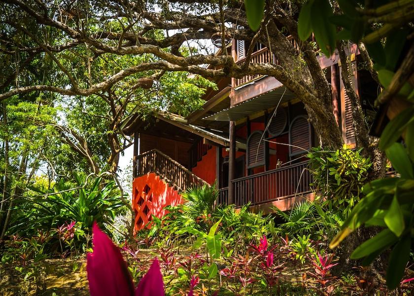 Bay Islands Guanaja Exterior Detail