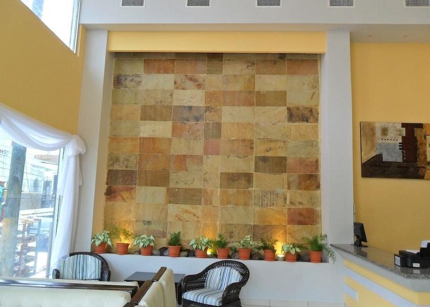 Atlantida La Ceiba Lobby