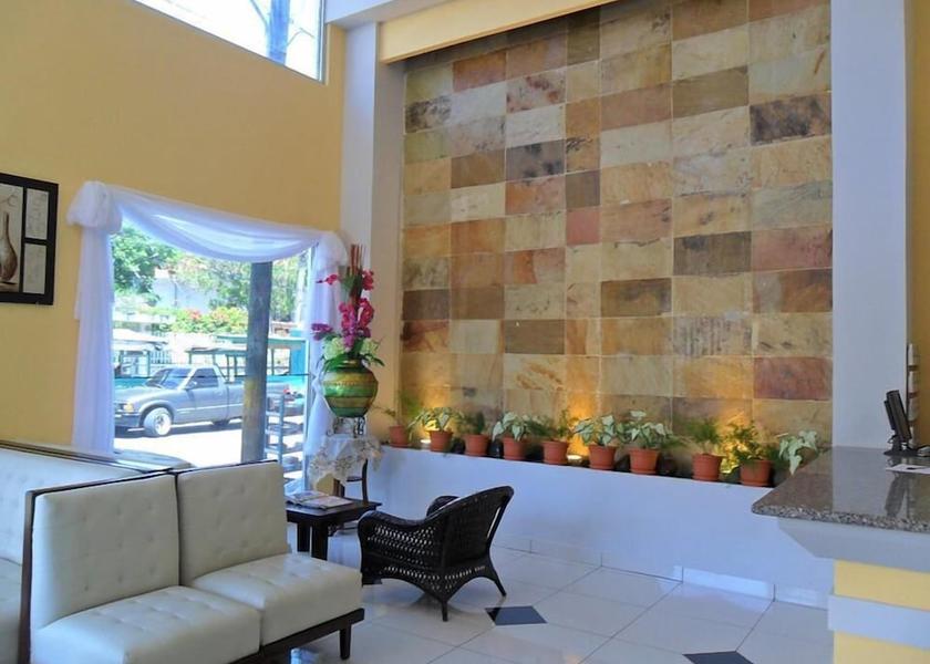 Atlantida La Ceiba Lobby