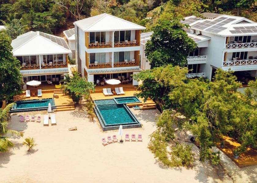 Islas de la Bahia Roatan Exterior Detail