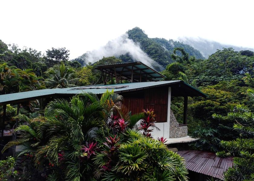 Atlantida La Ceiba Mountain View