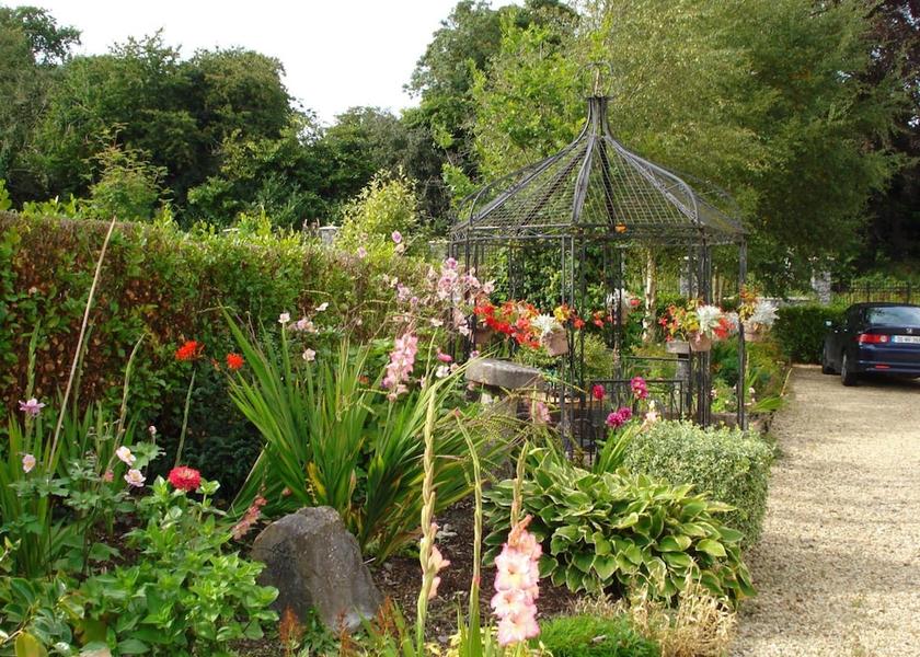 County Meath Navan Property grounds