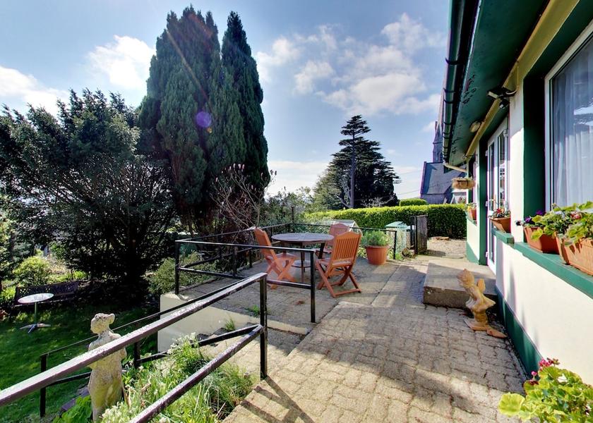 Cork (county) Cobh Exterior Detail