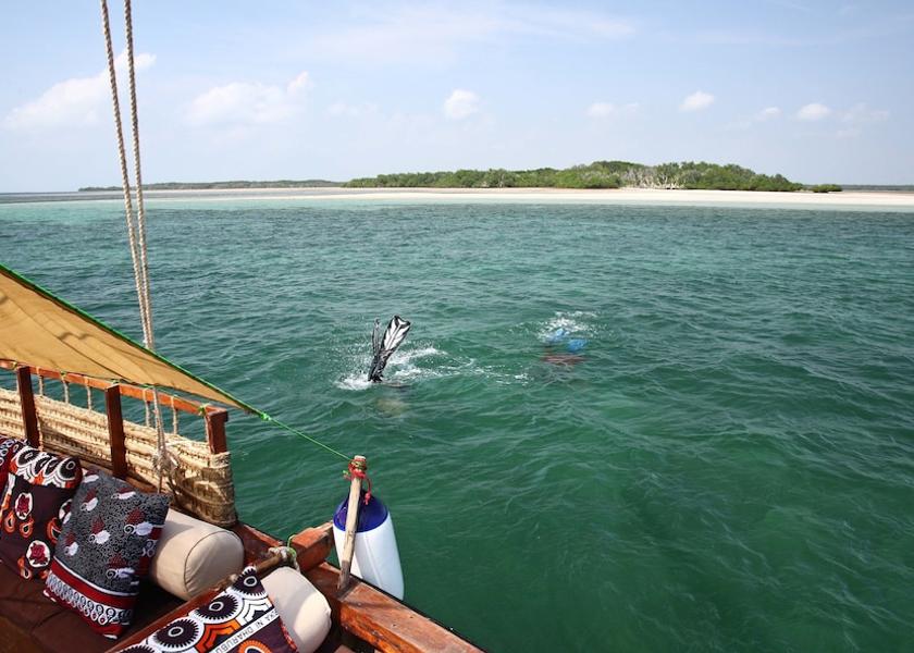  Lamu Boating
