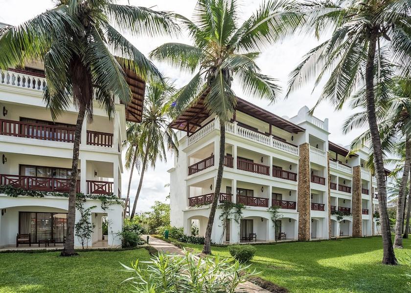  Mombasa Exterior Detail