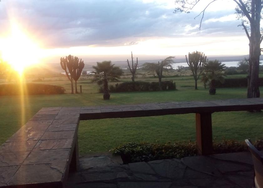  Gilgil Exterior Detail