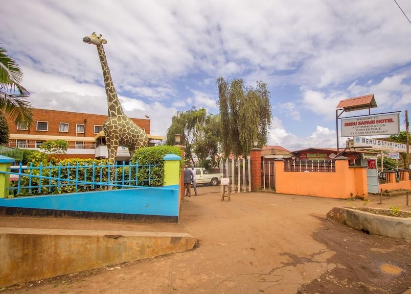  Meru Entrance
