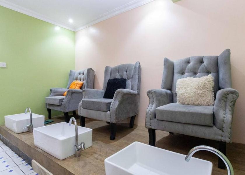 Nairobi County Nairobi Nail salon