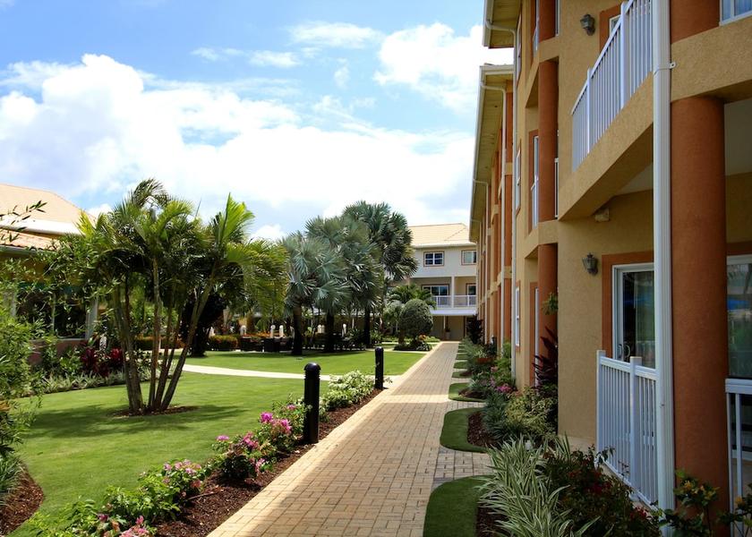  Crystal Harbour Exterior Detail