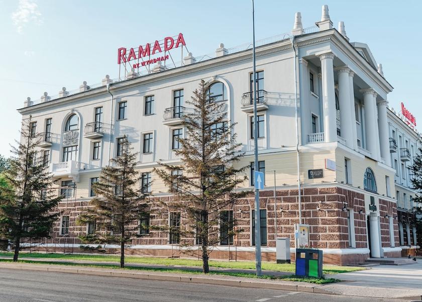 Astana Front of property