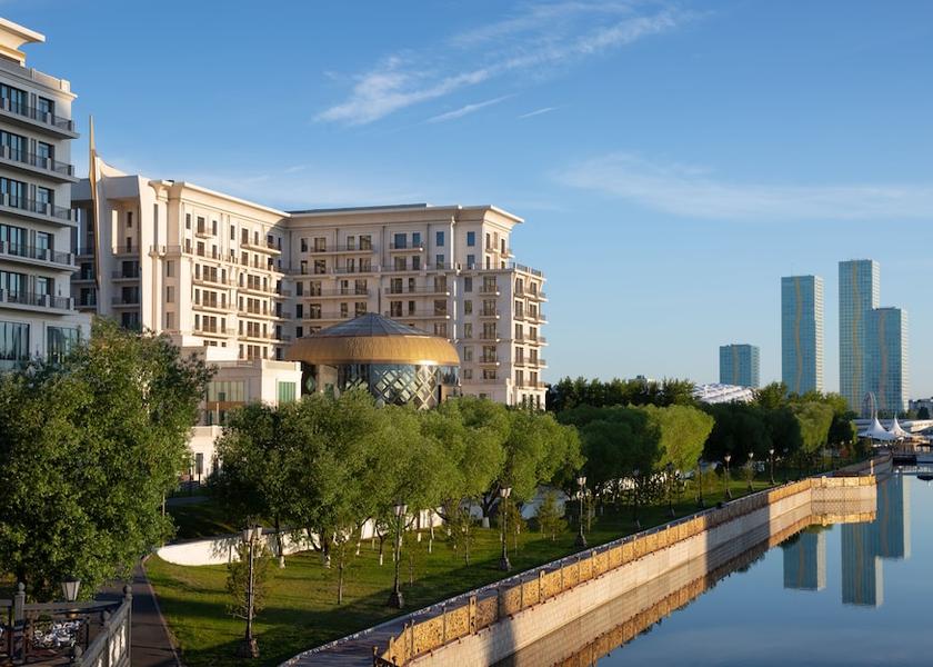  Astana Exterior
