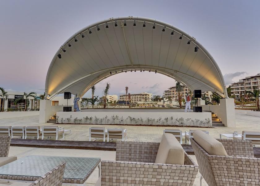  Cap Estate Theater Show