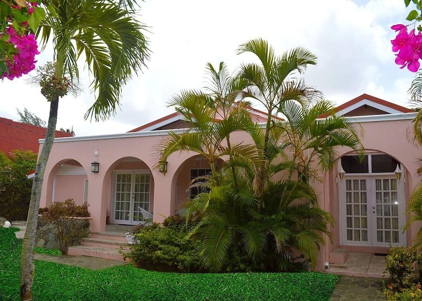  Gros Islet Facade