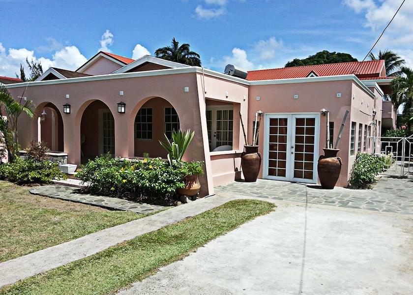  Gros Islet In-room dining
