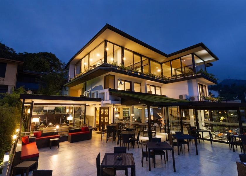 Central Province Kandy Outdoor Dining