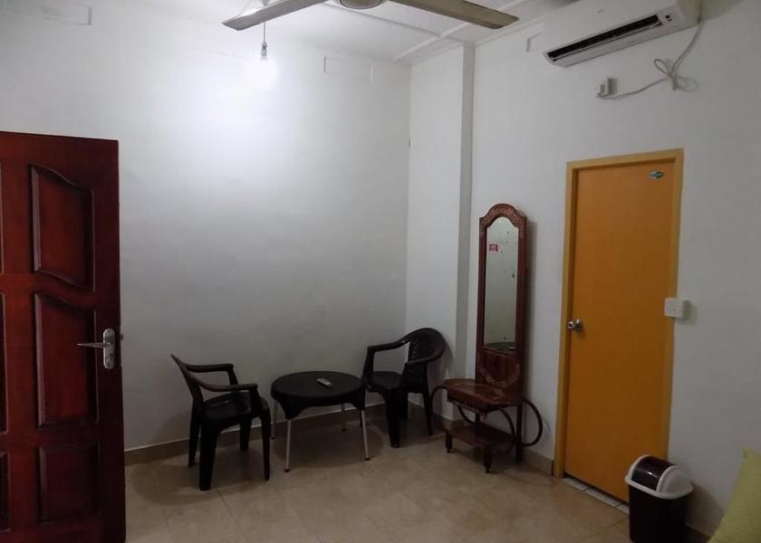 Eastern Province Nilaveli Room