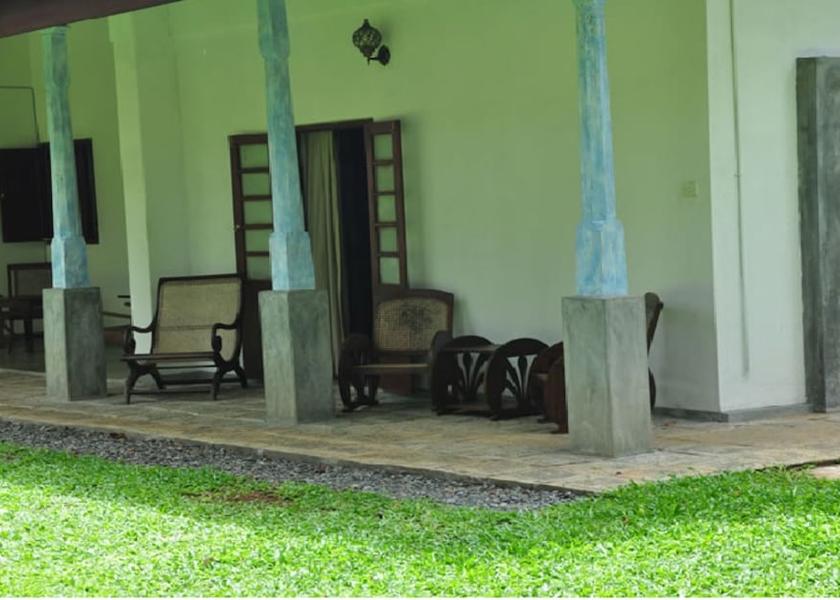 Western Province Wadduwa Porch