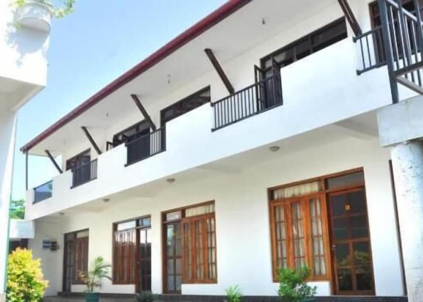 Kalutara District Wadduwa Facade