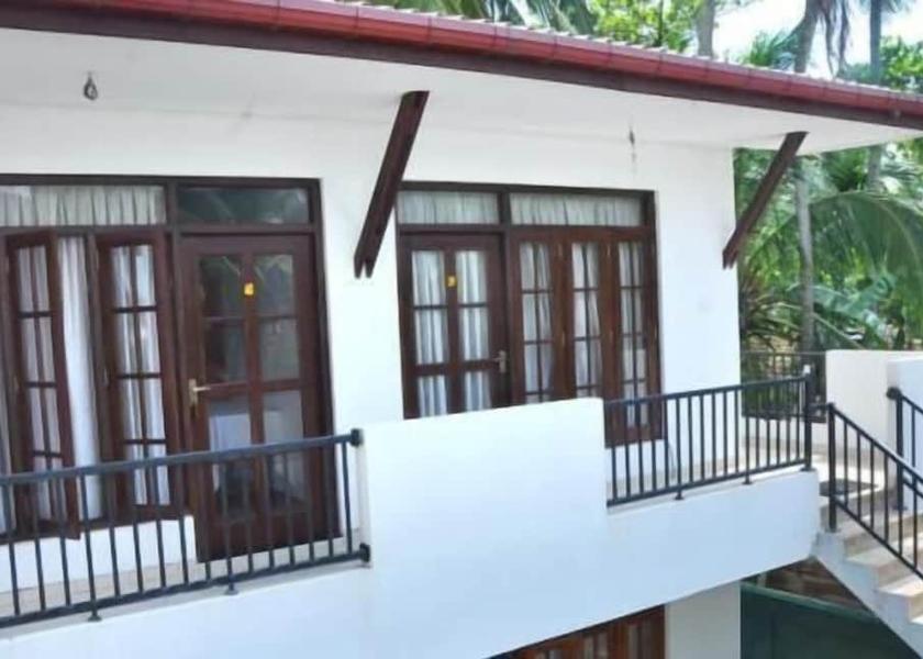 Kalutara District Wadduwa Facade