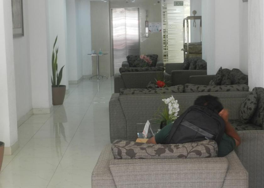 Colombo District Colombo Living Area