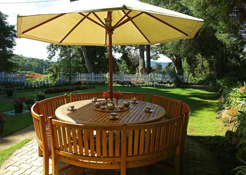 Central Province Nuwara Eliya Outdoor dining