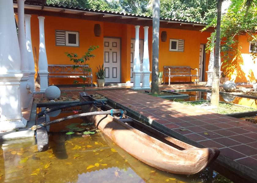 Sabaragamuwa Province Udawalawa Exterior