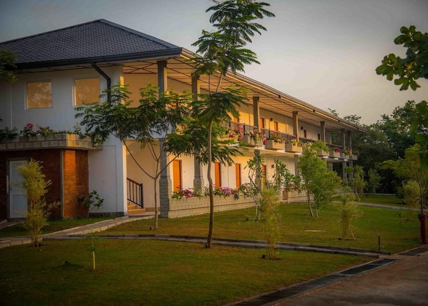 Anuradhapura District Habarana Garden