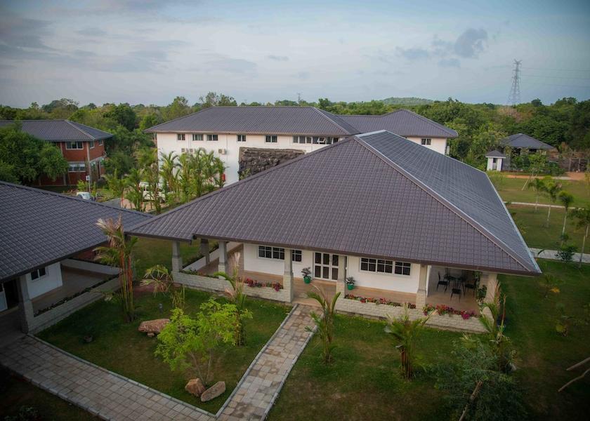 Anuradhapura District Habarana Exterior Detail