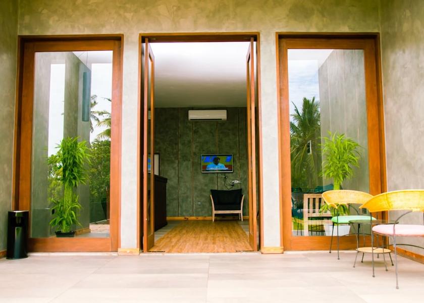 Matara District Mirissa Entrance