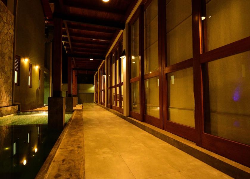 Sabaragamuwa Province Udawalawa Porch