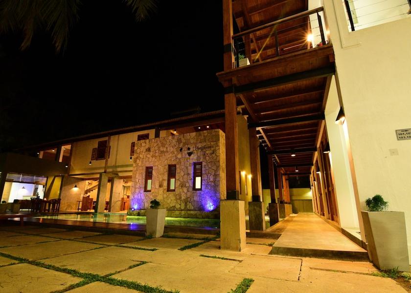 Sabaragamuwa Province Udawalawa Exterior Detail