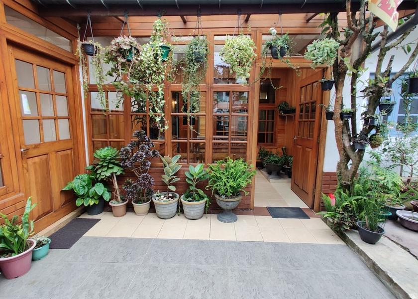 Central Province Nuwara Eliya Front of property