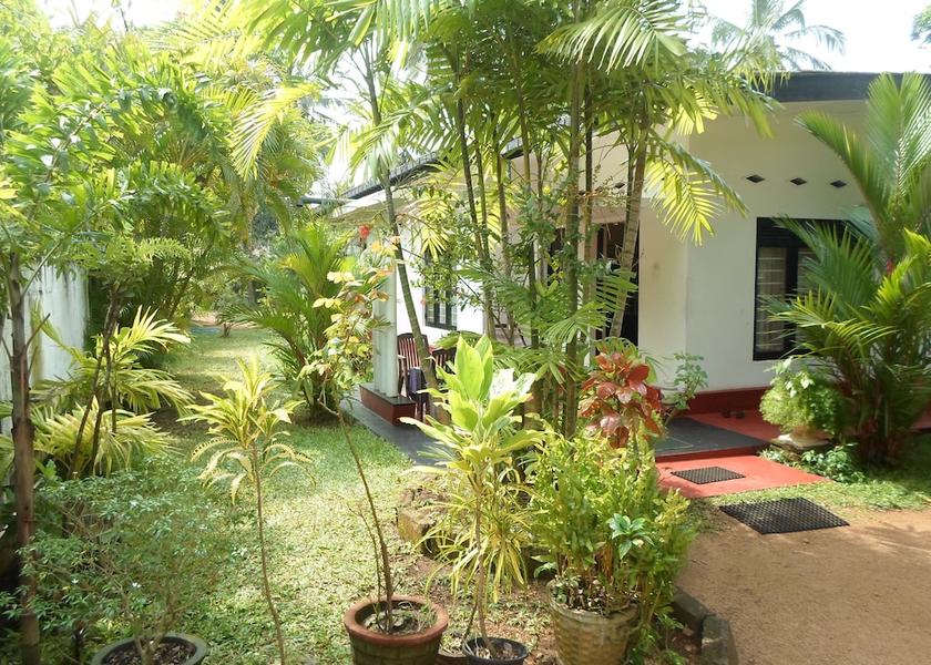 Anuradhapura District Anuradhapura Facade