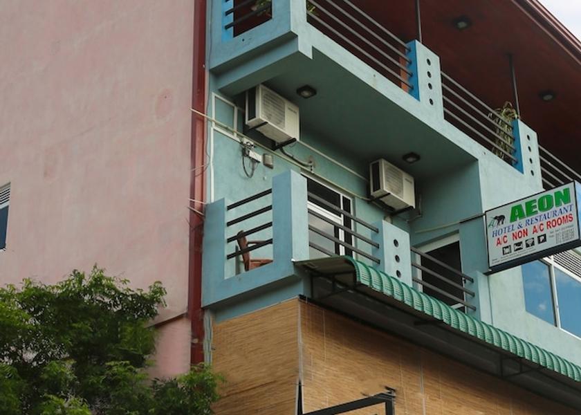 Hambantota District Tissamaharama Exterior Detail