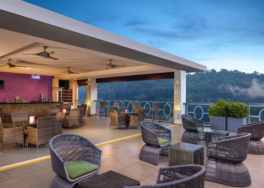 Central Province Kandy Bar (on property)