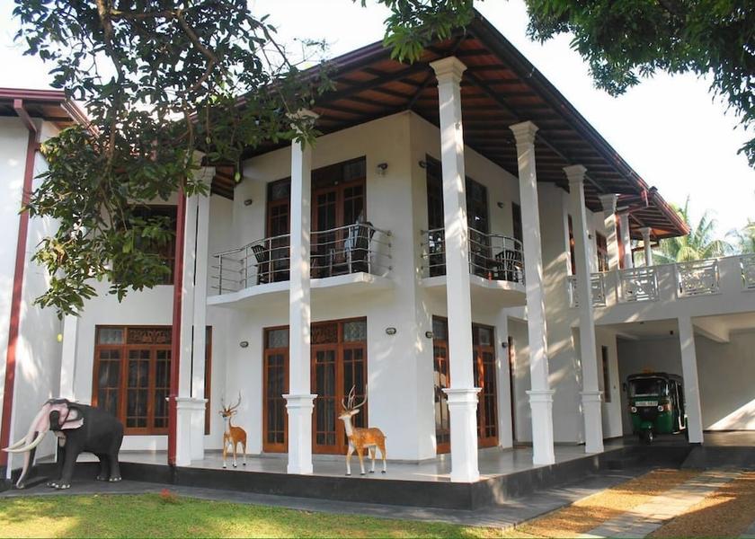 Kalutara District Wadduwa Exterior Detail