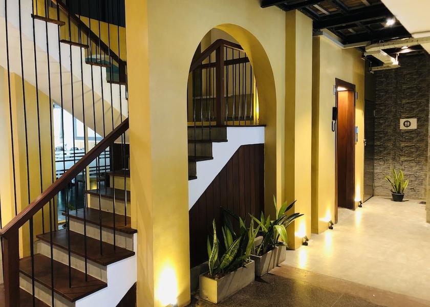 Western Province Mount Lavinia Lobby