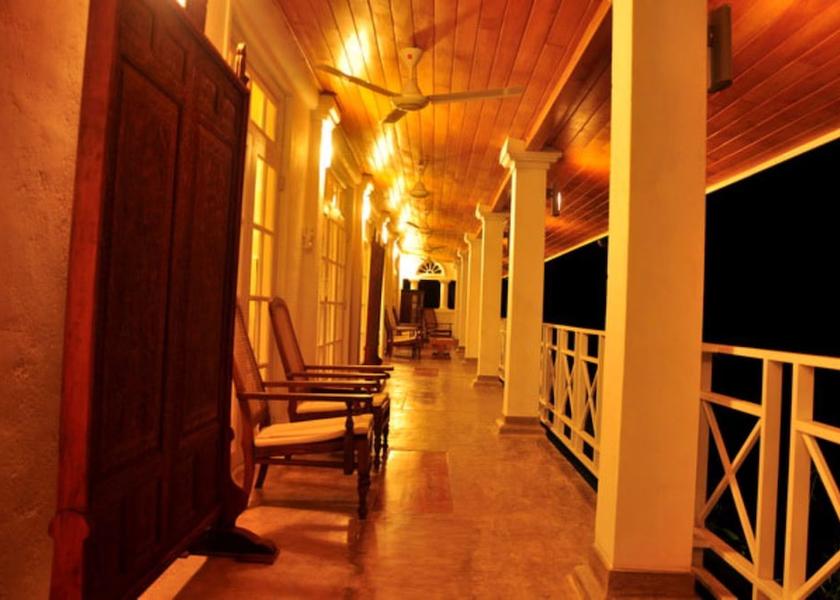 Central Province Ginigathena Hallway