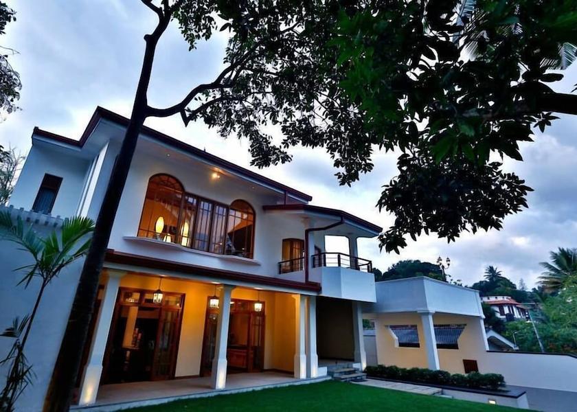 Central Province Kandy Facade