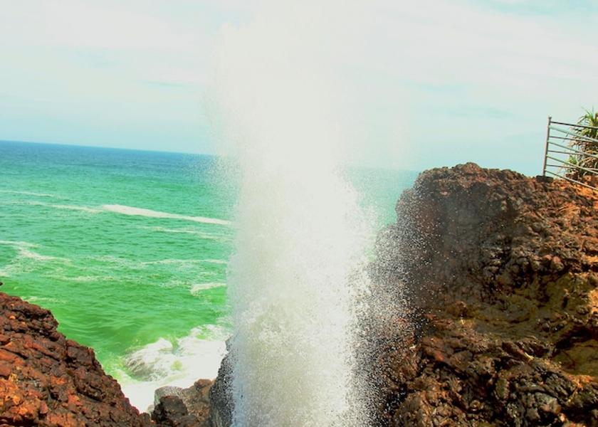 Hambantota District Tangalle Beach