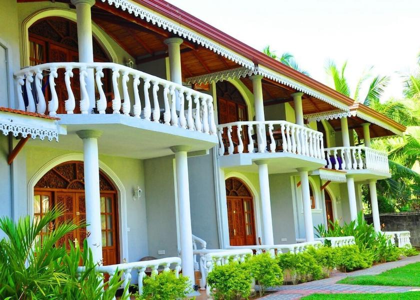 Western Province Kaluwamodara Balcony