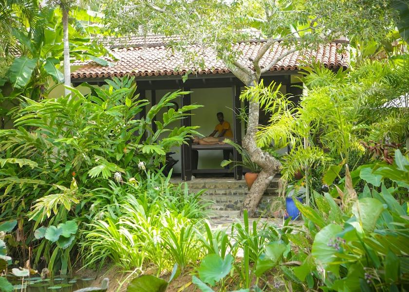 Galle District Unawatuna Facial