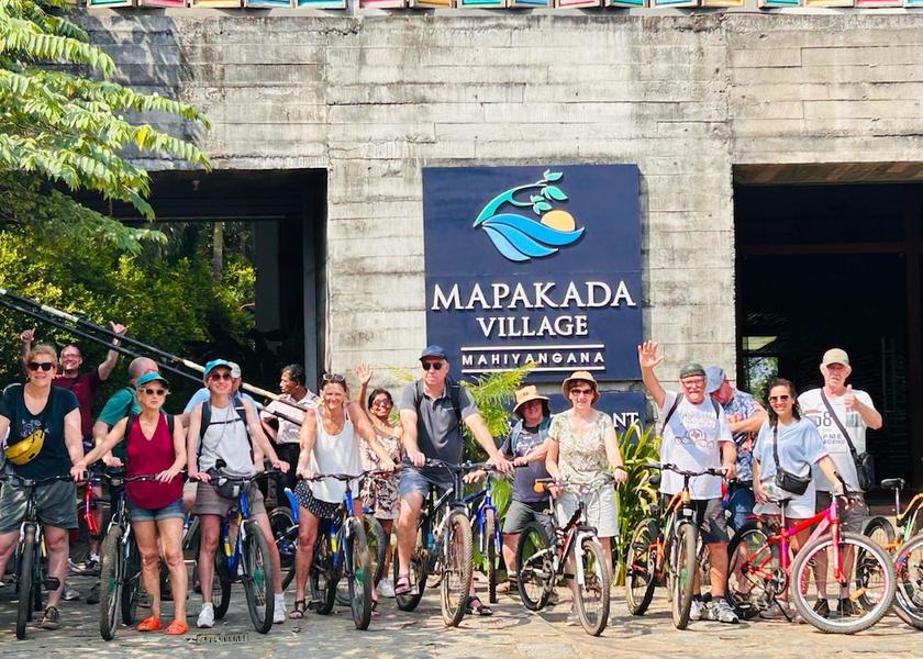 Uva Province Mahiyanganaya Bicycling