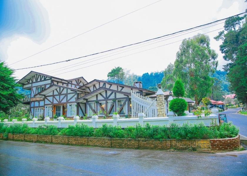 Nuwara Eliya District Nuwara Eliya Facade