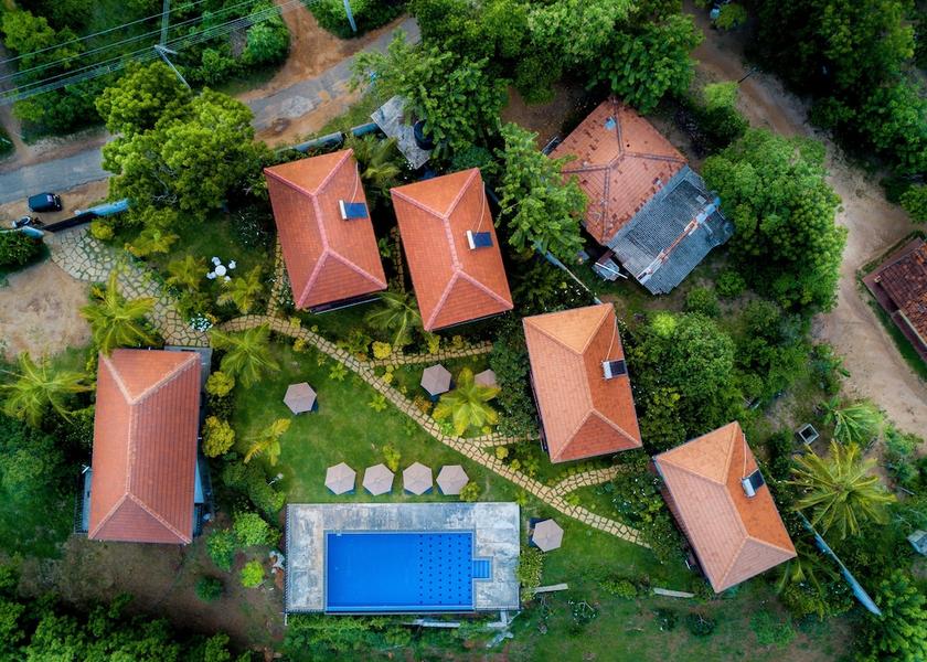 Hambantota District Ranna Interior Entrance