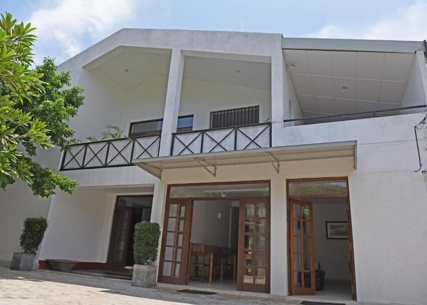 Western Province Mount Lavinia Front of property