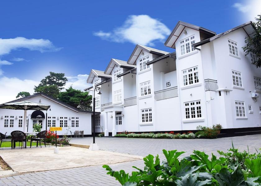 Central Province Nuwara Eliya Front of property